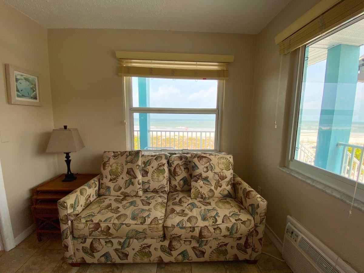 Nautical Watch Aparthotel Belleair Beach Bagian luar foto