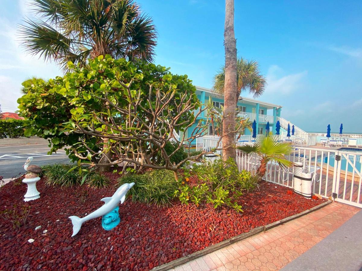 Nautical Watch Aparthotel Belleair Beach Bagian luar foto